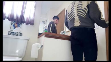 From Me To You Calgary emo music boys cum dripping 4k solo