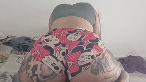 My girlfriend is coming to my house tonight for her dose of farts, so many disgusting farts come out in my face