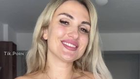 Video posted by @WowJennifer @Boob Grab & #Blonde #MILF #Sexy Lingerie #Natural Big Tits gratis hd adult | Tik.Porn