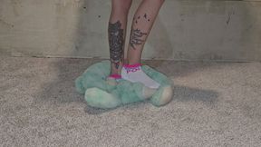 Chrissy white socks crush stuffy