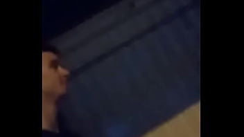 Dedo no cu e gritaria
