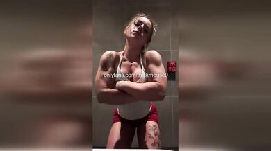 Buff 18yo Double Squirt Gym Leak