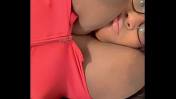 Sucking Tits wit One Hand   Kissing