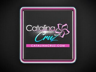 RYMJOB - Keisha Grey Munching On GF's Dark hole