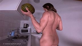 Slow Motion Crush and MILF Muscle Flexing