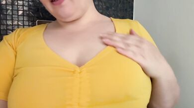 I FILM MYSELF WHILE I MASTURBATING IN PUBLIC BATHROOM
