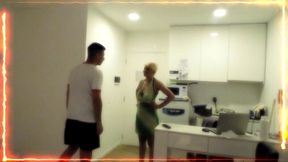 y el cornudo, cree que es un elegido por la mujer que tiene, pobre tipo ...