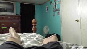 Farrah Valentine - Cheerleader gives her stepbrother a handjob to take her to practice!