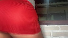 dancando depois da festa sem calcinha . muito gostosa !