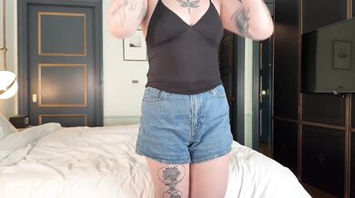 Thick Goth PAWG Juno Facial Cumshot Casting Destroyed Hard