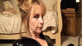 Mature lesbians have hot sex with pussy licking and a great strep on dildo