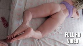 Big toes and wrinkled soles giving sexy footjob! (FULL HD VIDEO)