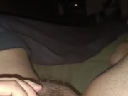 Gordito hablando sucio en la cama