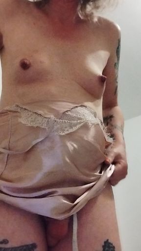 Learn to love your body to offer yourself to cocks