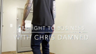 Tatuerade hunken Chris Damned pounds Christian Wilde barbacka, djupt rövknullande och het ansiktsbehandling