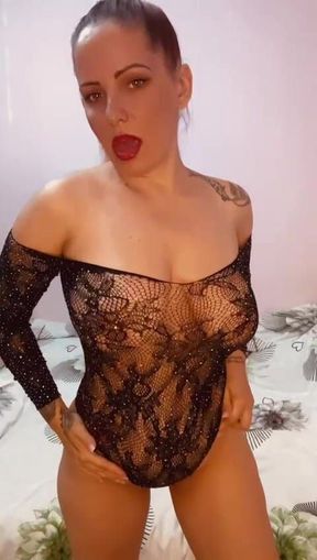 Naughty MILF Dance Erotic