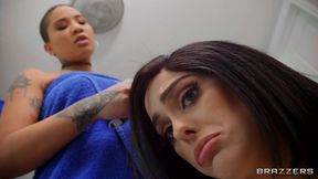 Lewd lesbies reach orgasms in breathtaking xxx video