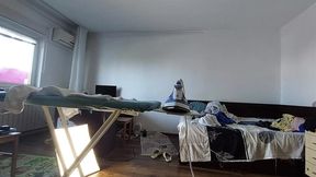 Amateur mom does chores in the naked house