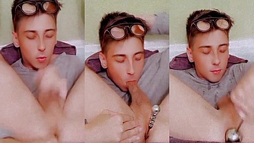 Handsome man engages in Autofellation gets double pleasure from self-sucking