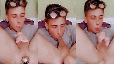 Handsome man engages in Autofellation gets double pleasure from self-sucking
