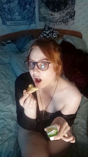 Being sexy and eating pizza