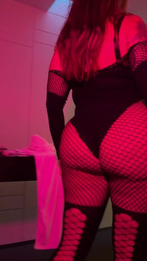 Amateur babe strips off fishnets for only fans