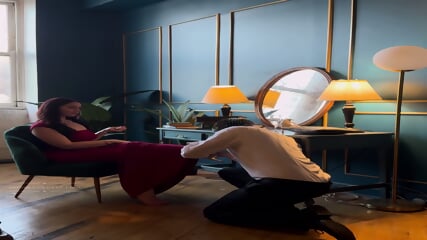 Keep2Share - Lexi Luxxe - Silent Commands - Afternoon Reading with My Human Footstool