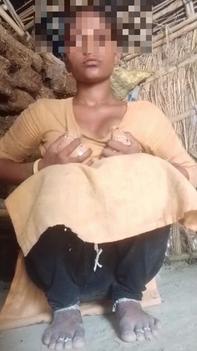 Desi bhabhi put bamboo in chute, remove water from chute.