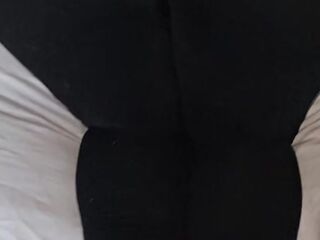 chissà come mai riesco sempre a trovare il modo per sporcarmi tutta come una troietta