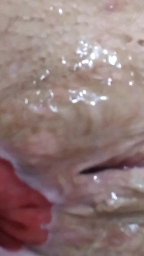 Lizzy Yum 2022 #2 - My glory hole - Up close