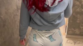 My Desire to Have Sex with Her Was so Strong That We Went to the Store's Bathroom.