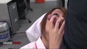 Asian secretary Chihiro Akino delivers a deep and hot blow job