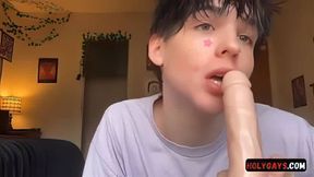 skinny twink solo