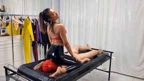 Ebony Mistress Ass Worship In Latex Leggings | MahoganyQen