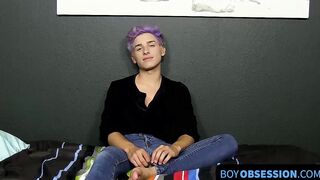 BoyObsession.com - Skyler Williams' very cute pretty boy toy play time with fun surpr