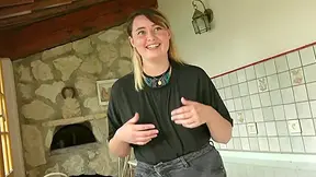 Davina, 18, Student 18+ Counted!