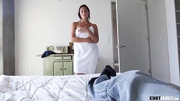 KINKY FAMILY - STEPSISTER WANTS MY COCK