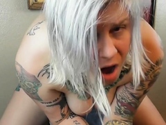 Big-Ass Tattooed Amateur Orgasms Humping Her Computer Tower