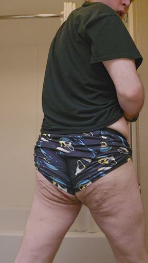 Shaking my butt in my Ghost Face boxers