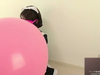 Balloon popping ScreamFetish