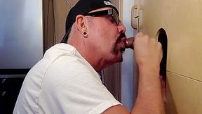 Gloryhole Amateur Dilf Sucks Ebony Meat With Greedy Mouth