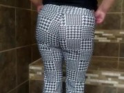 MILF STRIP TEASE