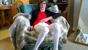 Skinny Crossdresser Masturbates on Webcam