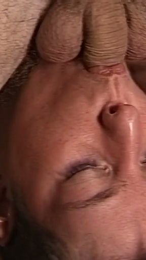 WTF Ehemann in Frauenkleider Eierlecken und Ficken BDSM   Clip 3