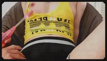 Hina Maeda squirts from her pussy from a japanese dildo Recommended