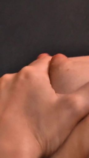 Homemade Solo Masturbation MILF
