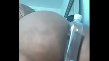 Jhonni Blaze holds water bottle in between her big black ass cheeks while twerking