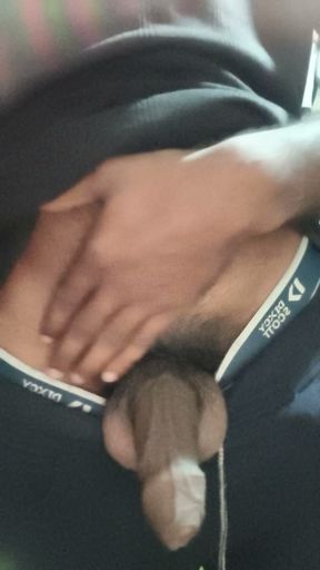 Alone boy hotel room masterbating on long time with hot college girl friend