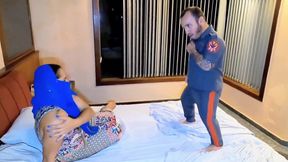 Indian Girl Fucking with Dwarf Pitoco