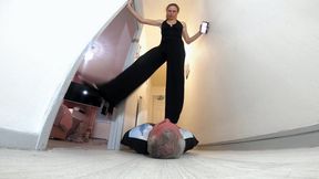 Danielle's Hallway Trample 8 FLOOR CAM (4K)